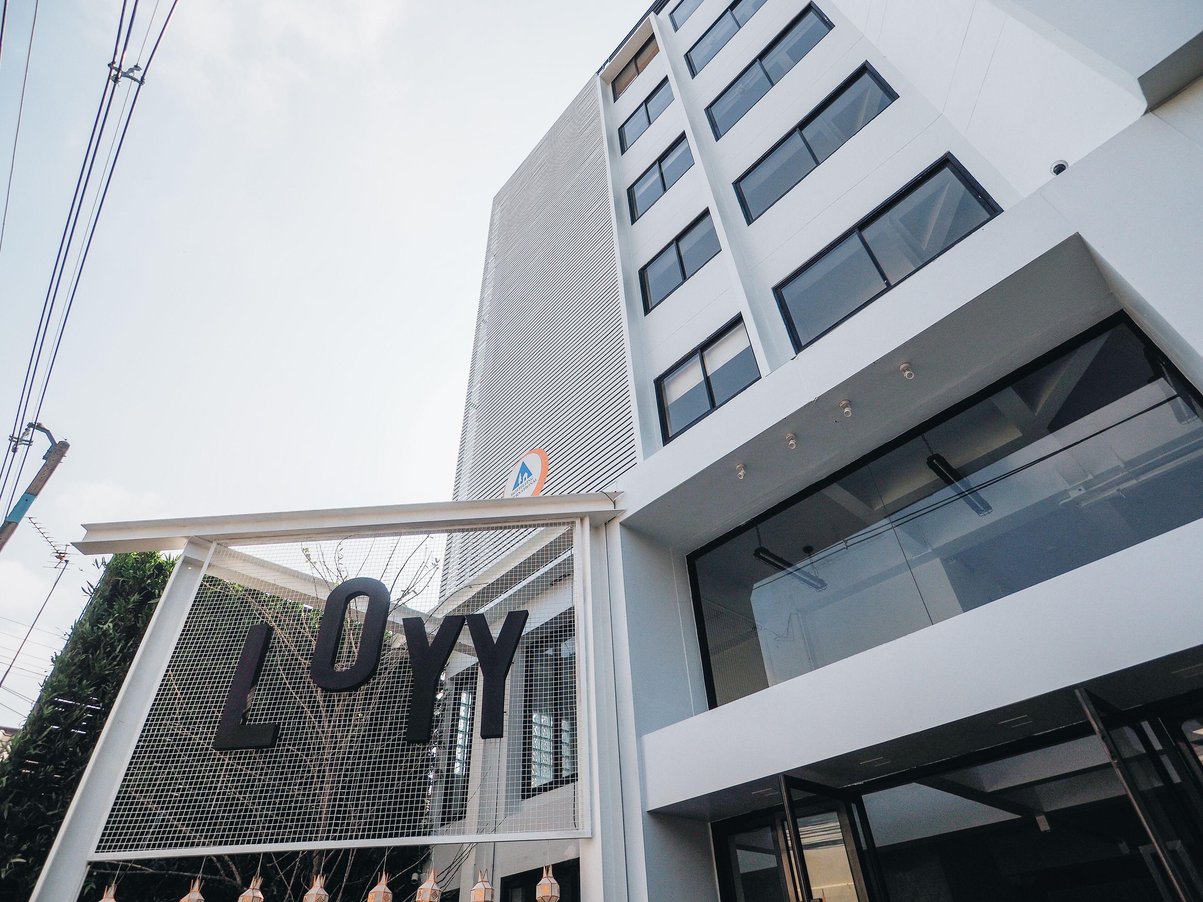 Loyy Hotel — Photos 1